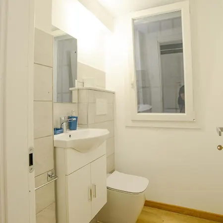 Sopra Le Onde Wifi E Ac Apartment Vado Ligure