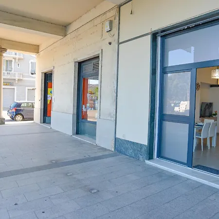 Apartment Sopra Le Onde Wifi E Ac Vado Ligure