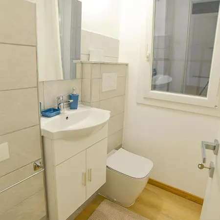 Apartment Sopra Le Onde Wifi E Ac Vado Ligure