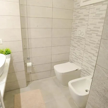 Apartment Sopra Le Onde Wifi E Ac Vado Ligure