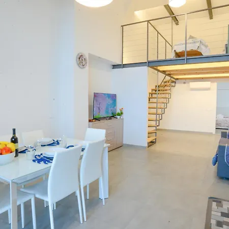 Apartment Sopra Le Onde Vadoalmare Immobiliare *