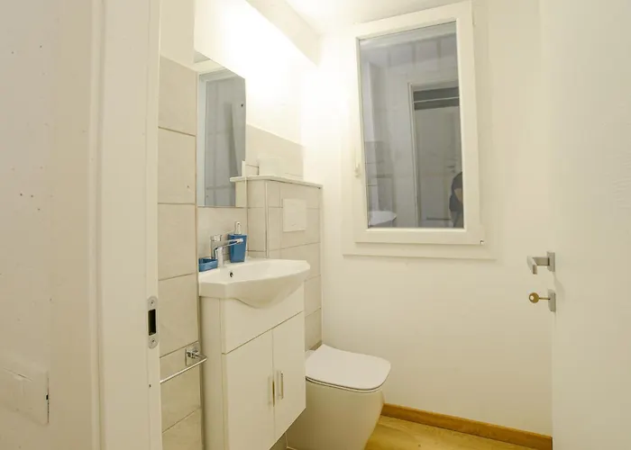 Sopra Le Onde - Vadoalmare Immobiliare Apartment Vado Ligure