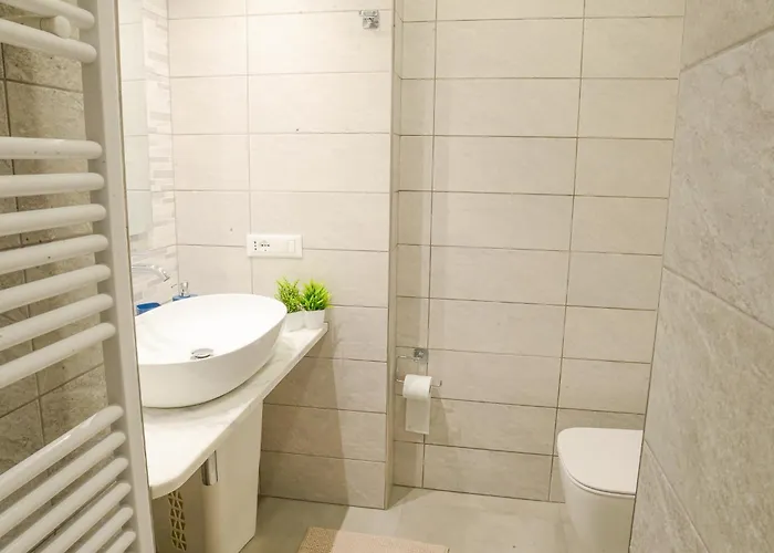 Sopra Le Onde - Vadoalmare Immobiliare Apartment Vado Ligure