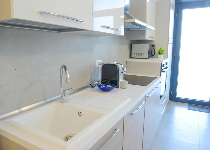 Sopra Le Onde - Vadoalmare Immobiliare